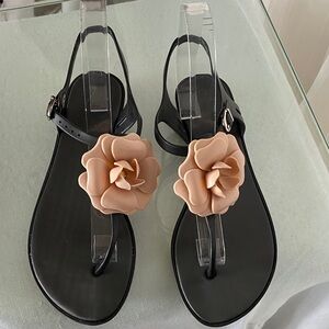 Mel by Melissa Black Sandals with Dusty Pink Floral Accent Silver Buckle Size 8